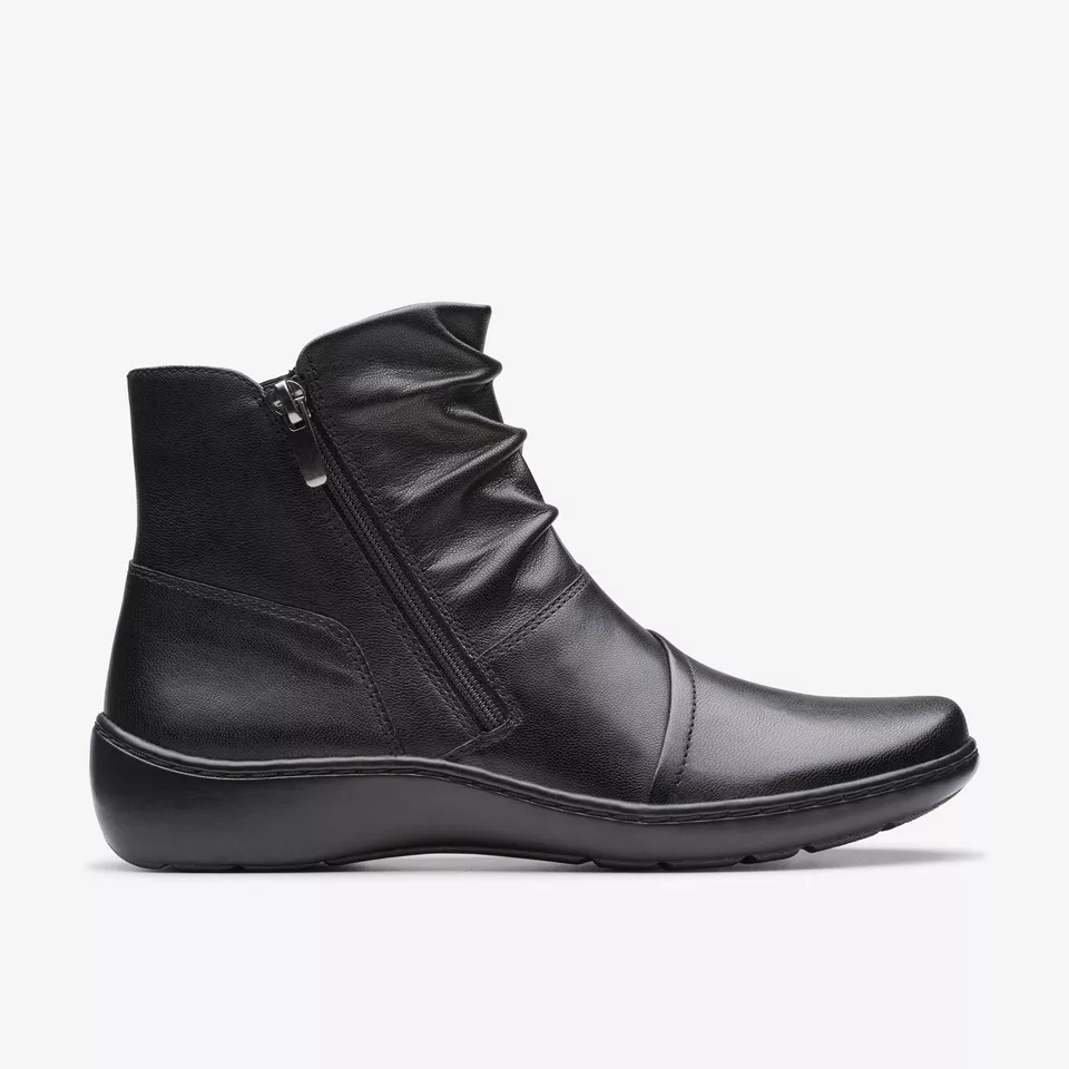 Clarks ladies boots 2019 clearance