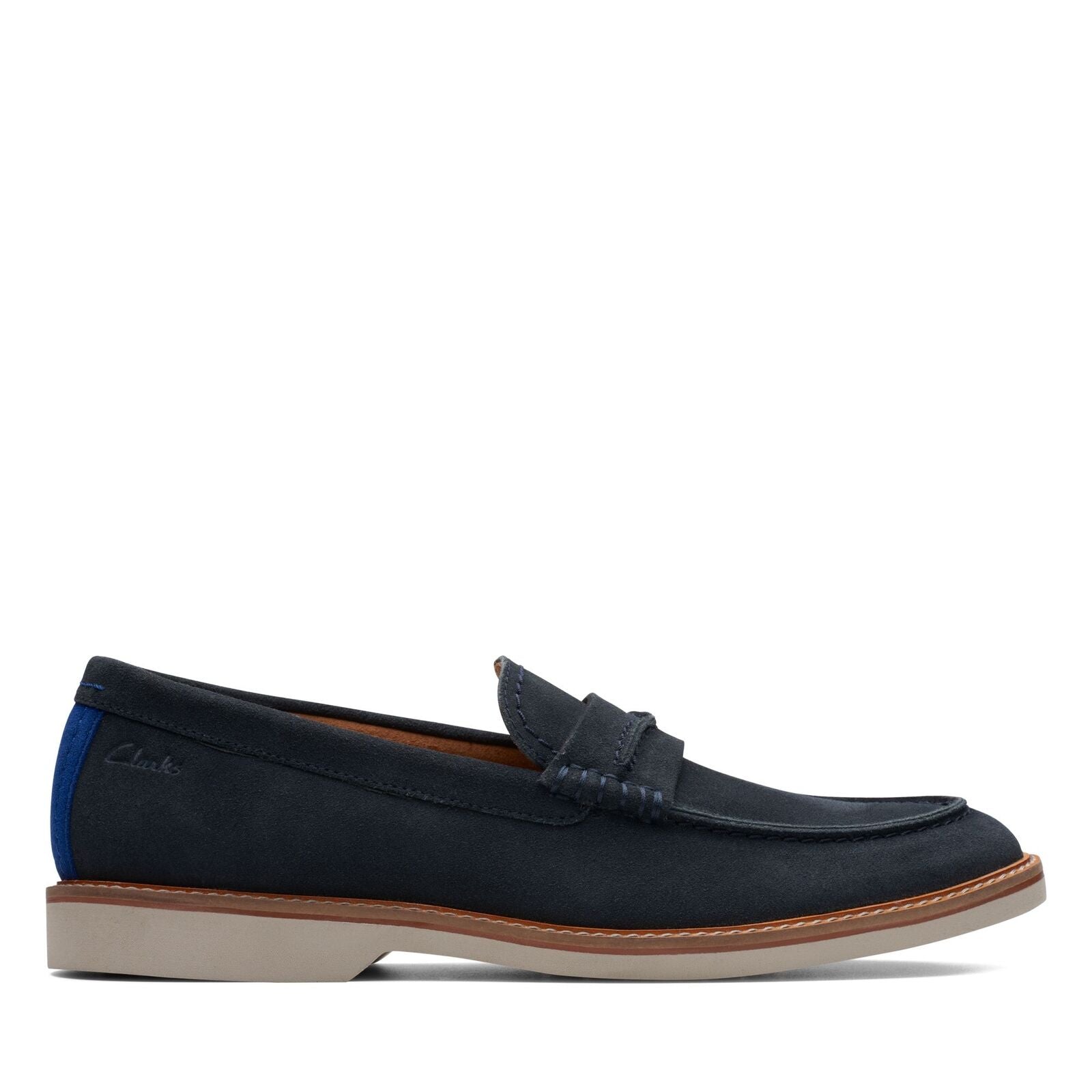 【Clarks】Atticus LT Slip ダーク サンド スエード ローファー Clarks】Atticus LT Slip ダーク サンド スエード ローファー
